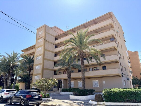2-Bedroom Apartment in Urbanizaciones, Guardamar del Segura