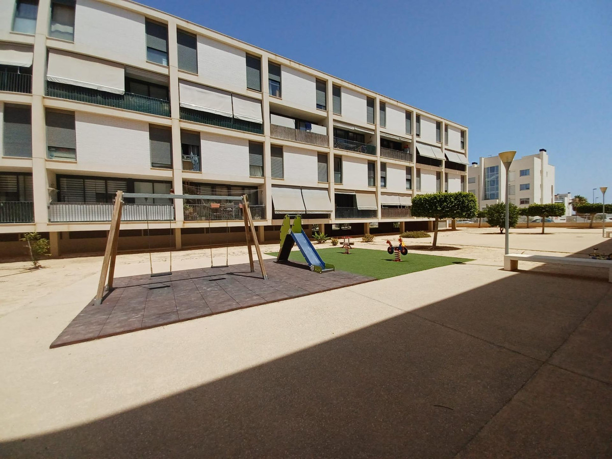 Tussenwoning met 3 Slaapkamers in Los Dolses, Orihuela Co... - Image 22