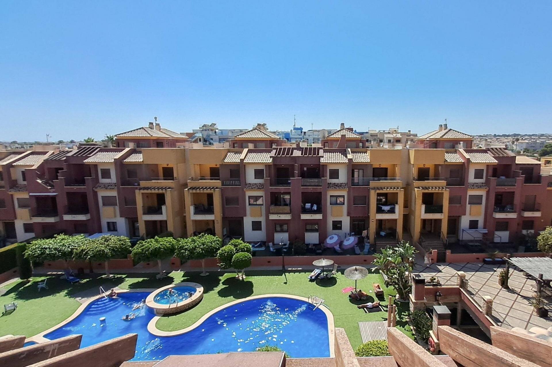 2-Bedroom Apartment in Lomas de Cabo Roig, Orihuela Costa - Image 17