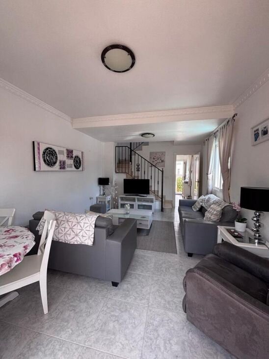 3-Bedroom House in Las Filipinas, Orihuela Costa - Image 10