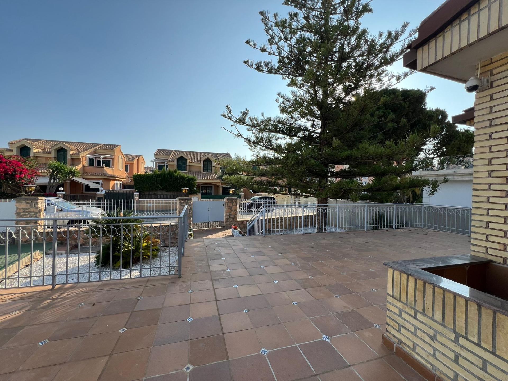 Villa de 4 Chambres à Campoamor, Orihuela Costa - Image 13