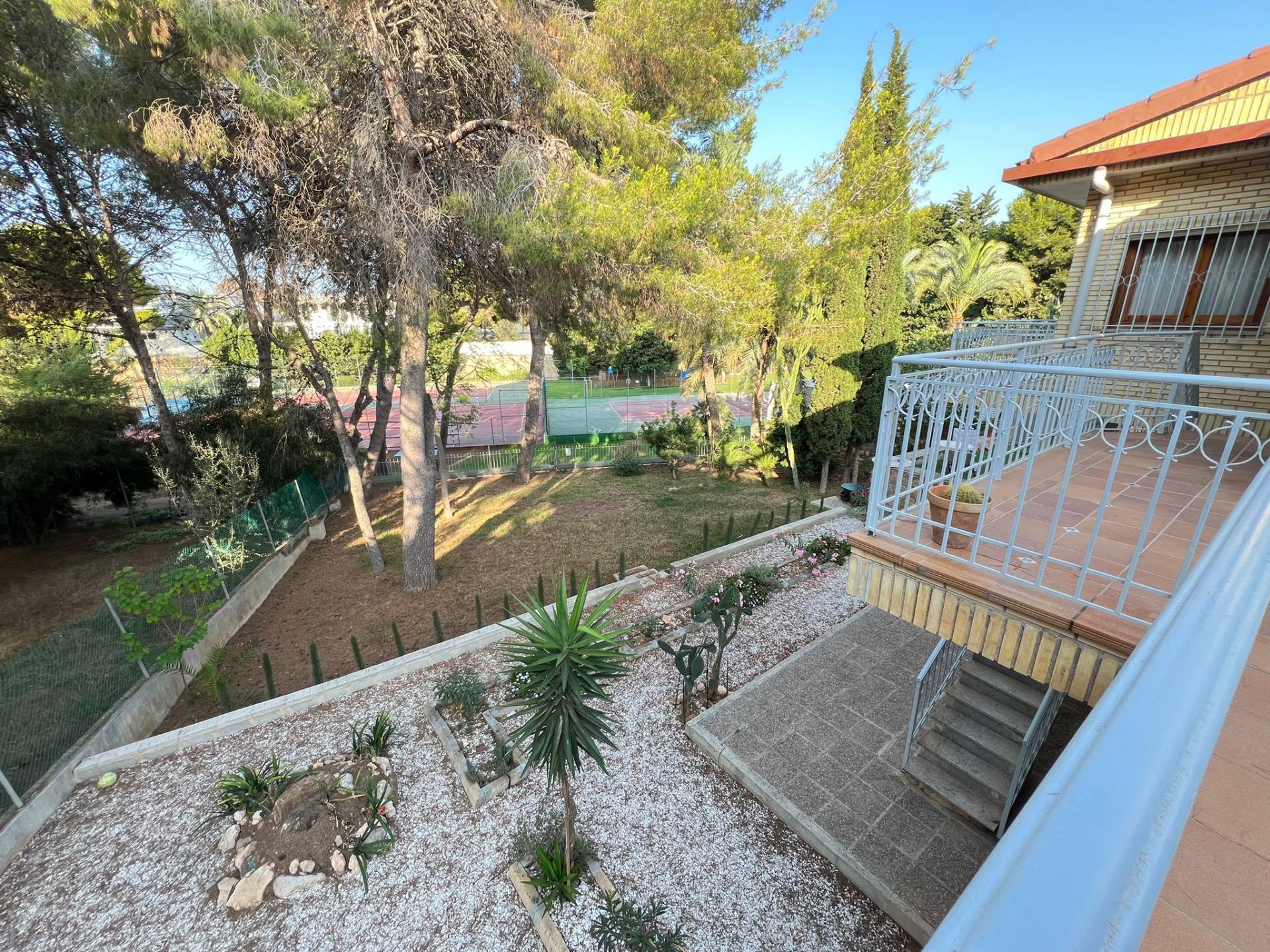 Villa de 4 Chambres à Campoamor, Orihuela Costa - Image 15