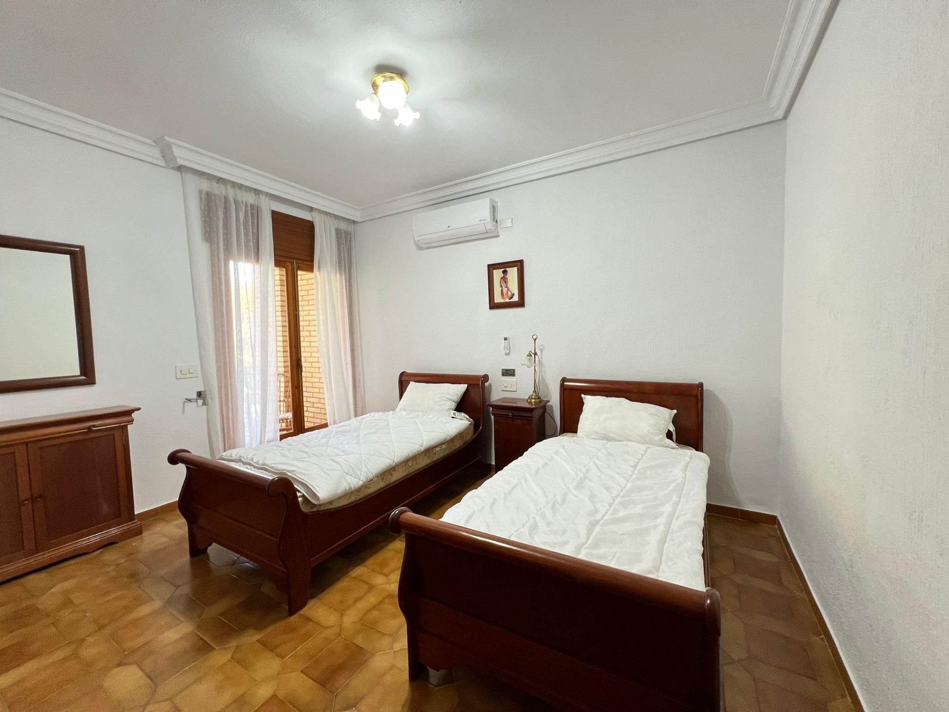 Villa de 4 Chambres à Campoamor, Orihuela Costa - Image 38