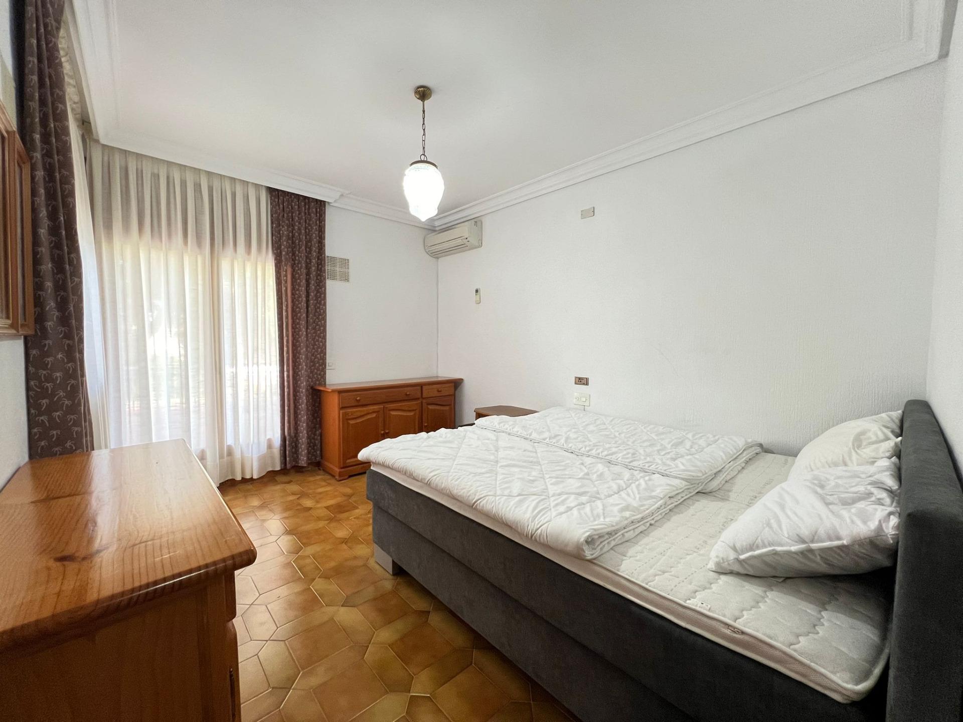 Villa de 4 Chambres à Campoamor, Orihuela Costa - Image 43