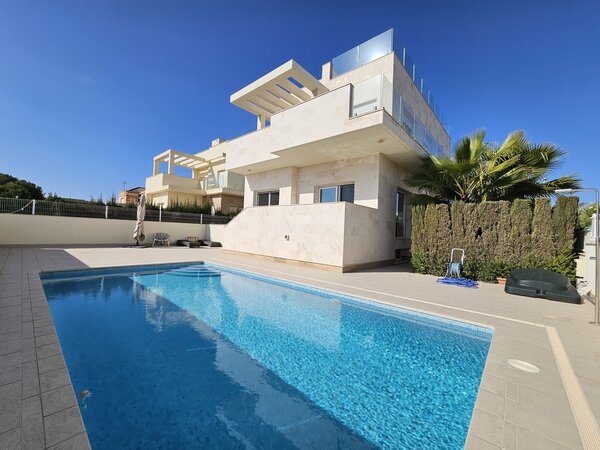 Villa de 5 Chambres à La Zenia, Orihuela Costa