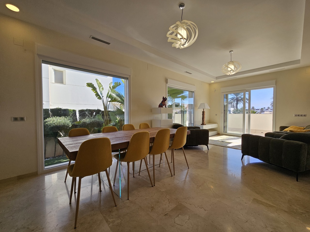 5-Bedroom Villa in La Zenia, Orihuela Costa - Image 11