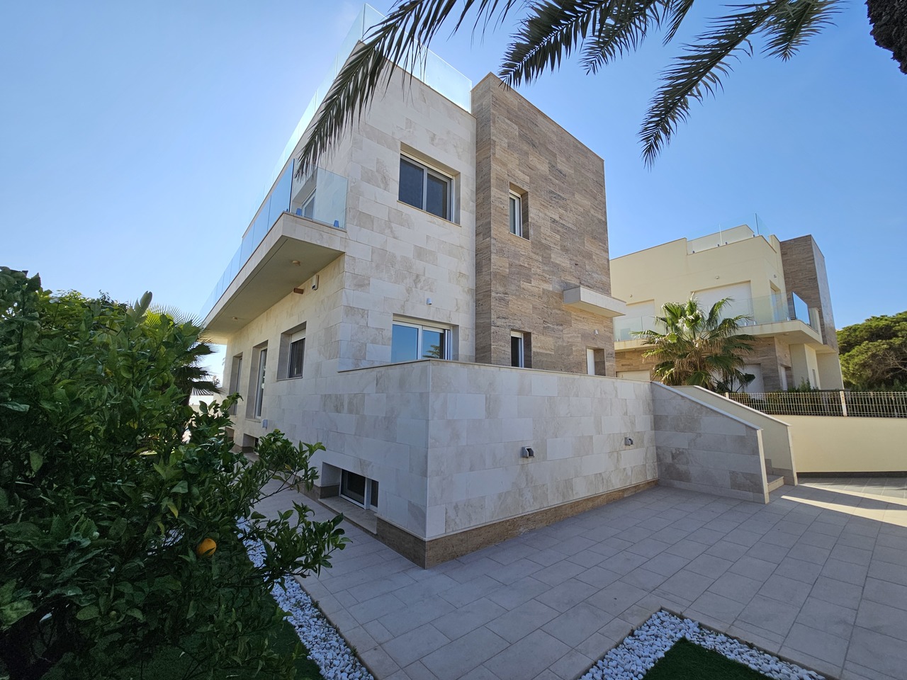 5-Bedroom Villa in La Zenia, Orihuela Costa - Image 3