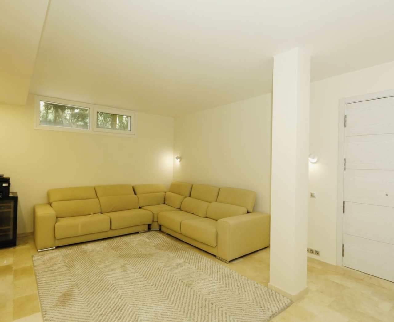5-Bedroom Villa in La Zenia, Orihuela Costa - Image 39