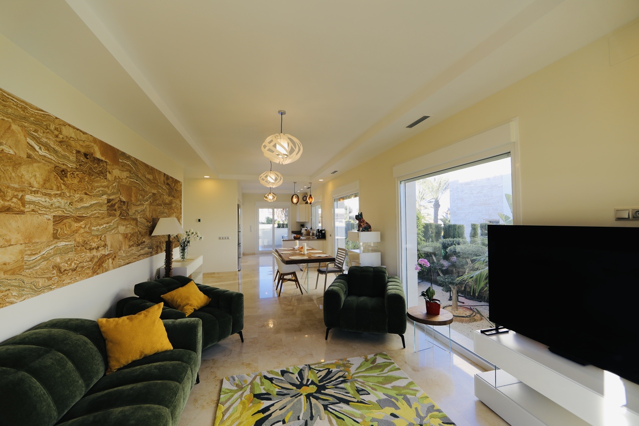 5-Bedroom Villa in La Zenia, Orihuela Costa - Image 7