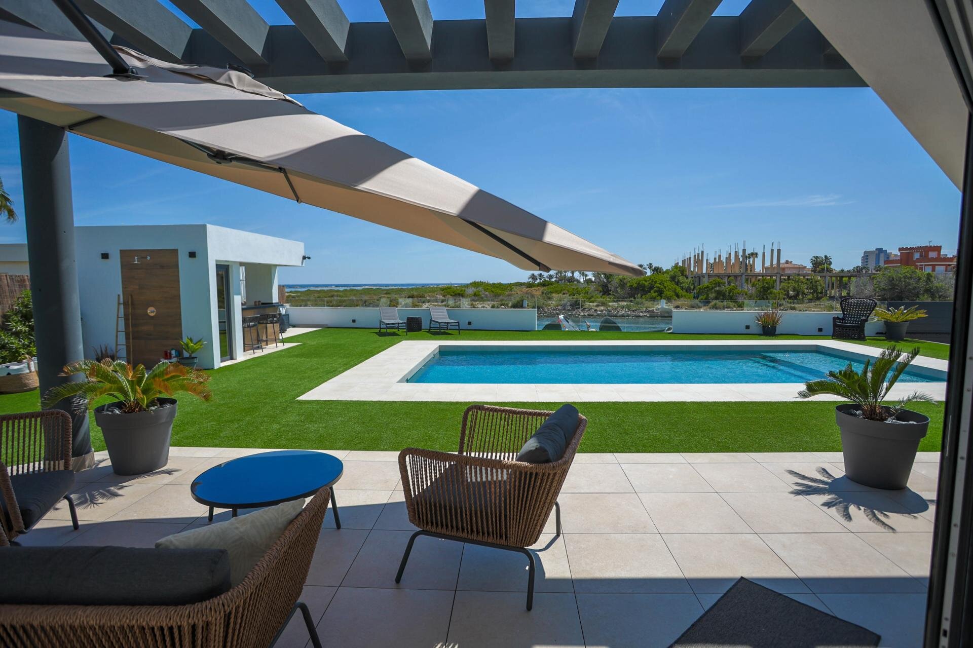 4-Bedroom Villa in Playa del Esparto-Veneziola, La Manga del Mar Menor - Image 16