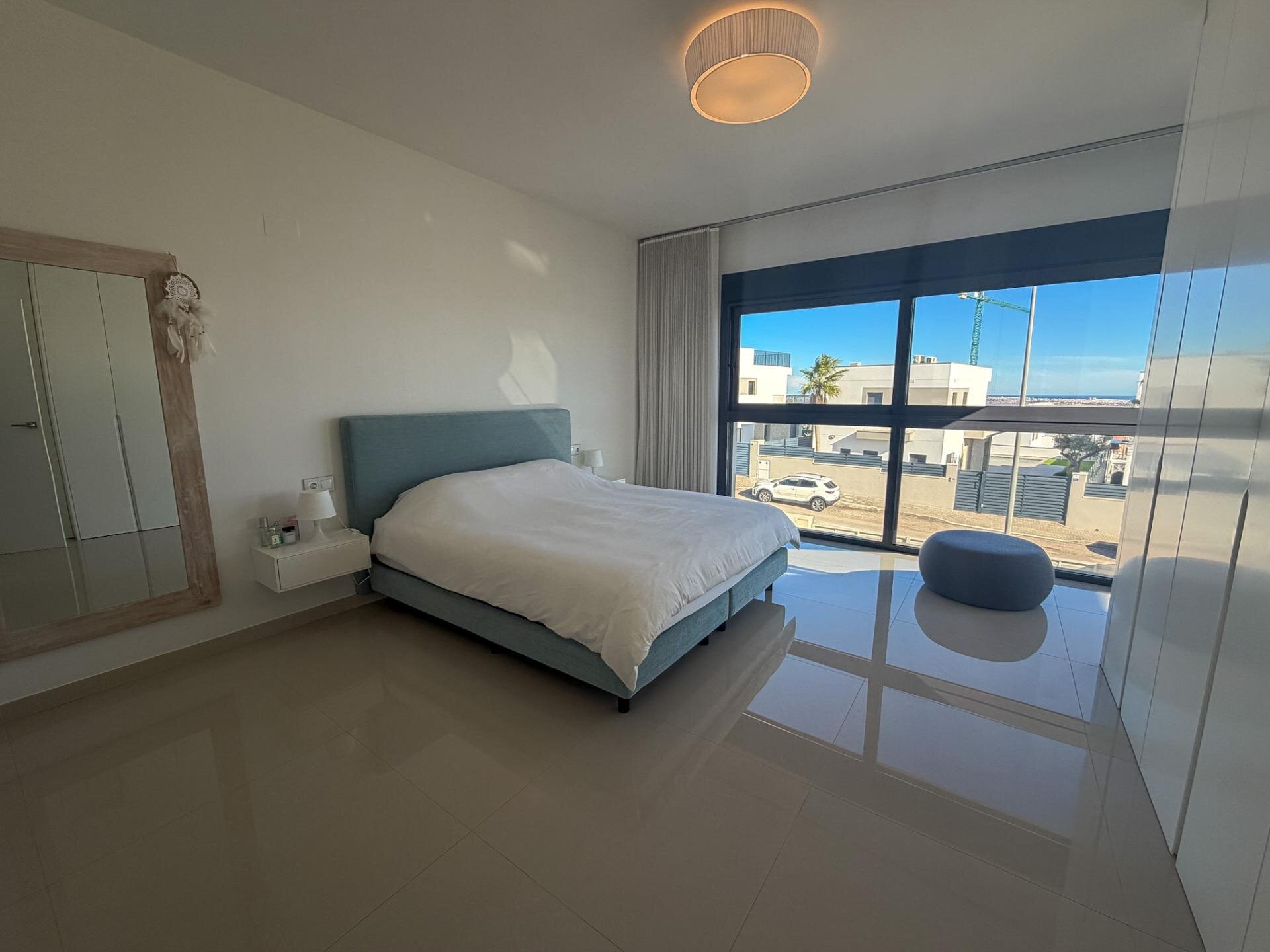 4-Bedroom Villa in San Miguel de Salinas - Image 15