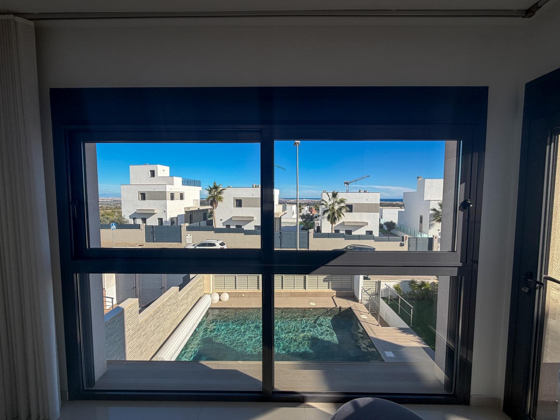 4-Bedroom Villa in San Miguel de Salinas - Image 17