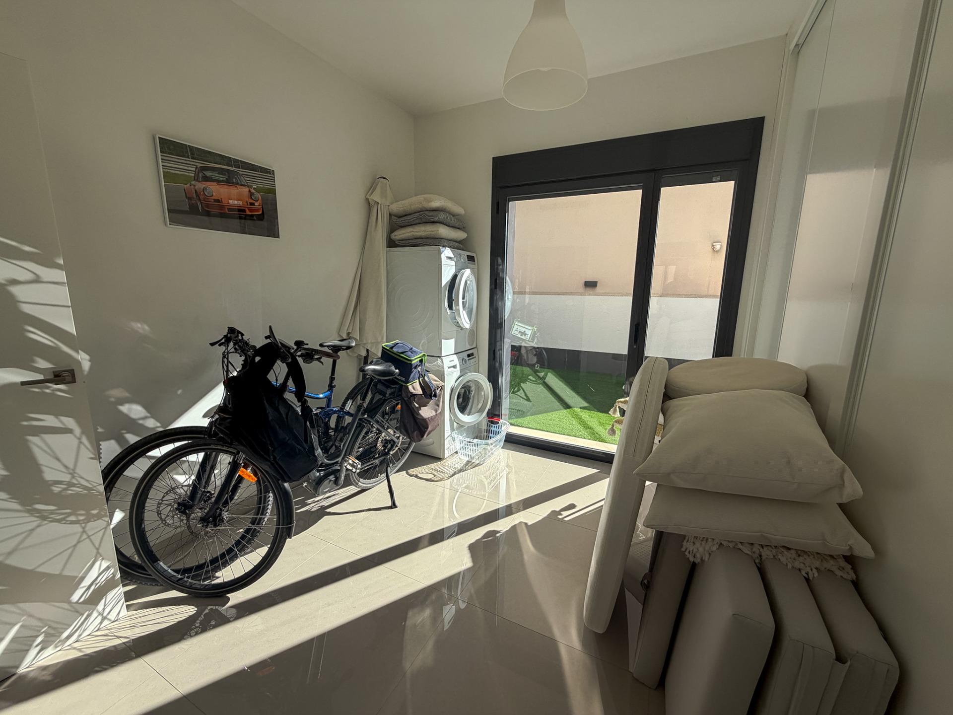 4-Bedroom Villa in San Miguel de Salinas - Image 26