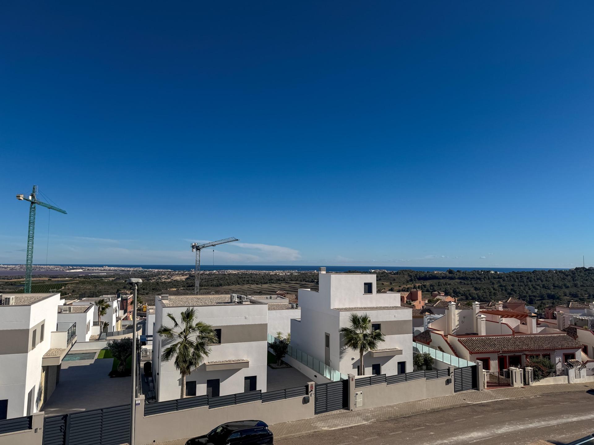 4-Bedroom Villa in San Miguel de Salinas - Image 31