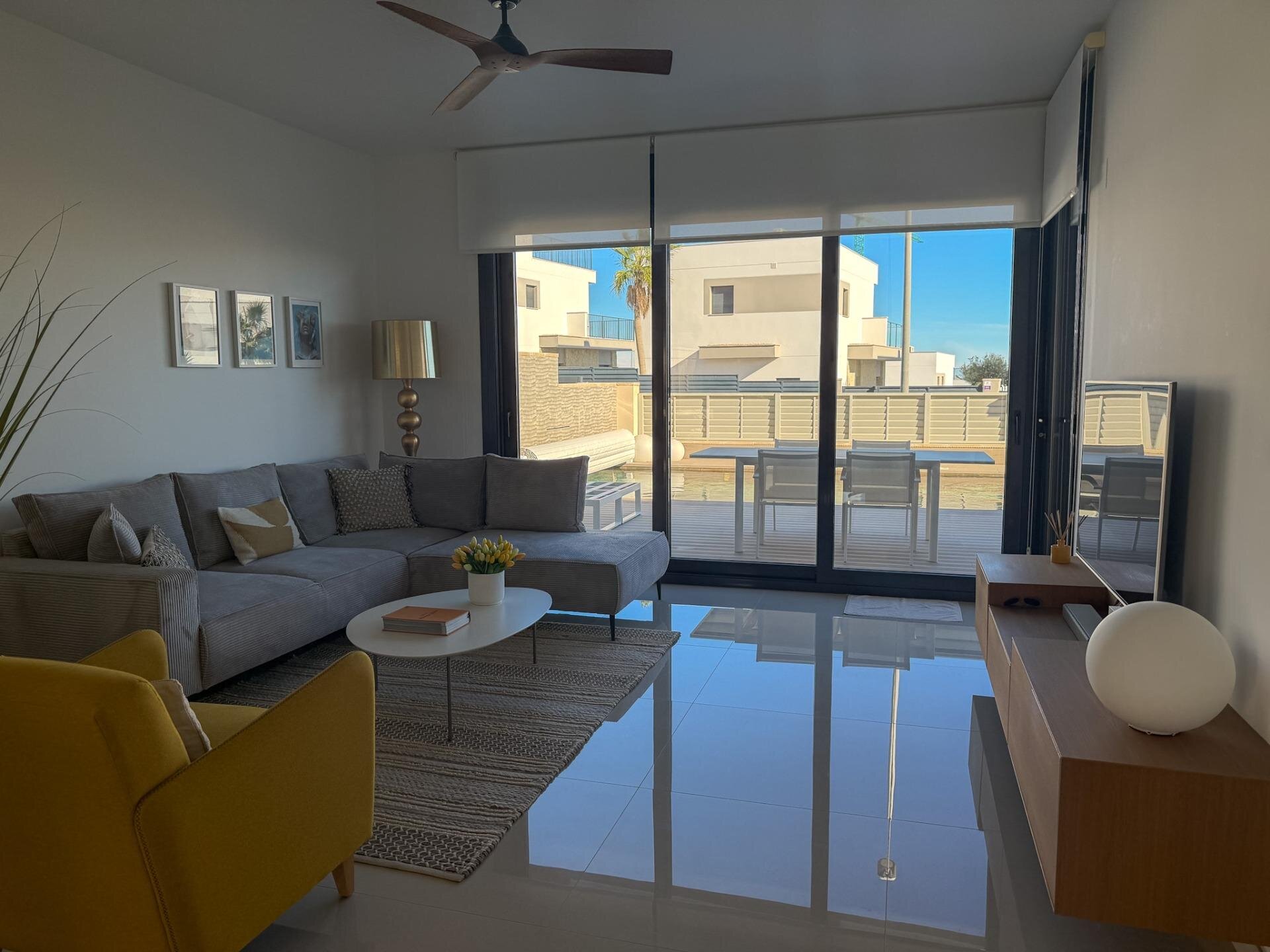 4-Bedroom Villa in San Miguel de Salinas - Image 8
