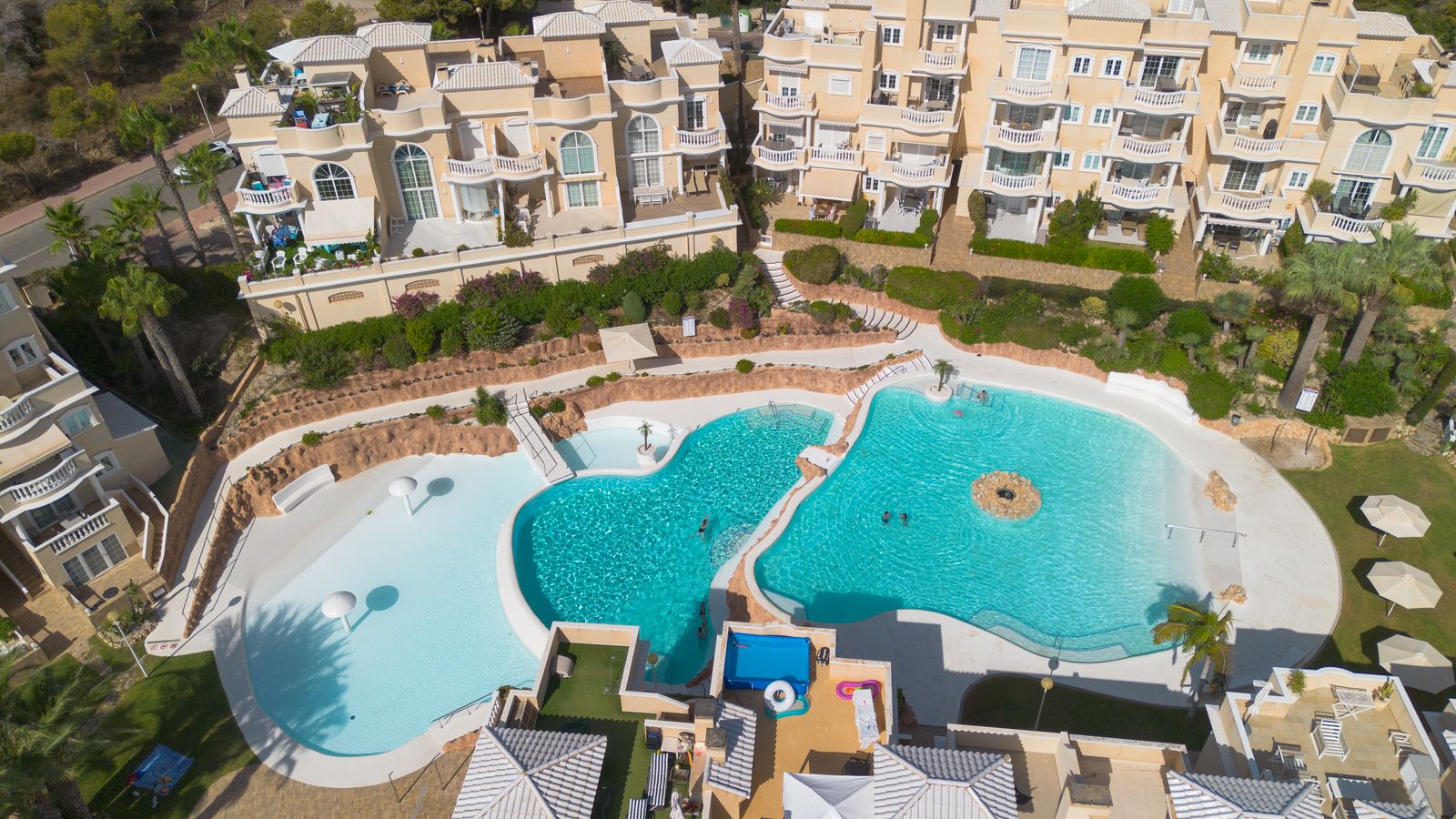 Apartamento de 2 Dormitorios en Urbanizaciones, Guardamar del Segura