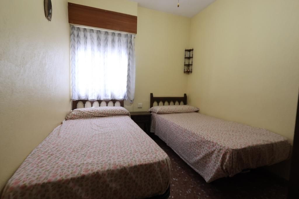 3-Bedroom Apartment in Acequion, Torrevieja - Image 12