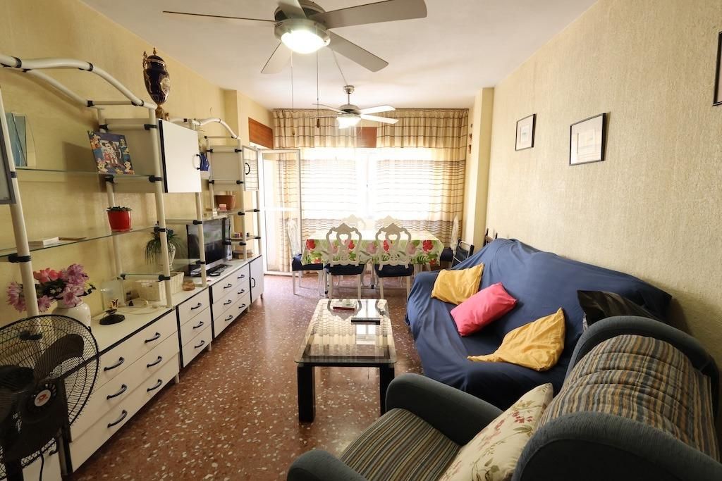 3-Bedroom Apartment in Acequion, Torrevieja - Image 3