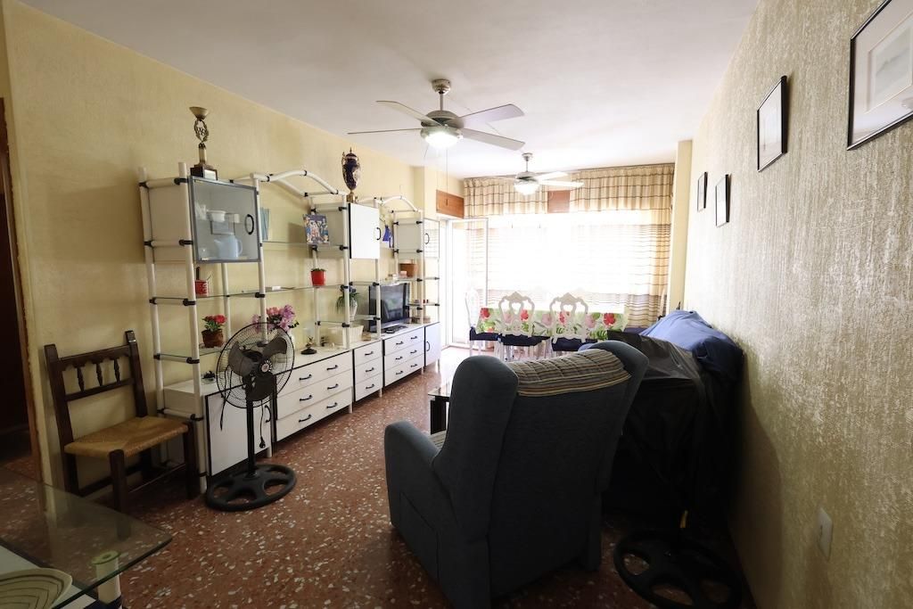 3-Bedroom Apartment in Acequion, Torrevieja - Image 5