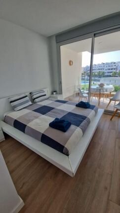 2-Bedroom Apartment in Los Dolses, Orihuela Costa - Image 3