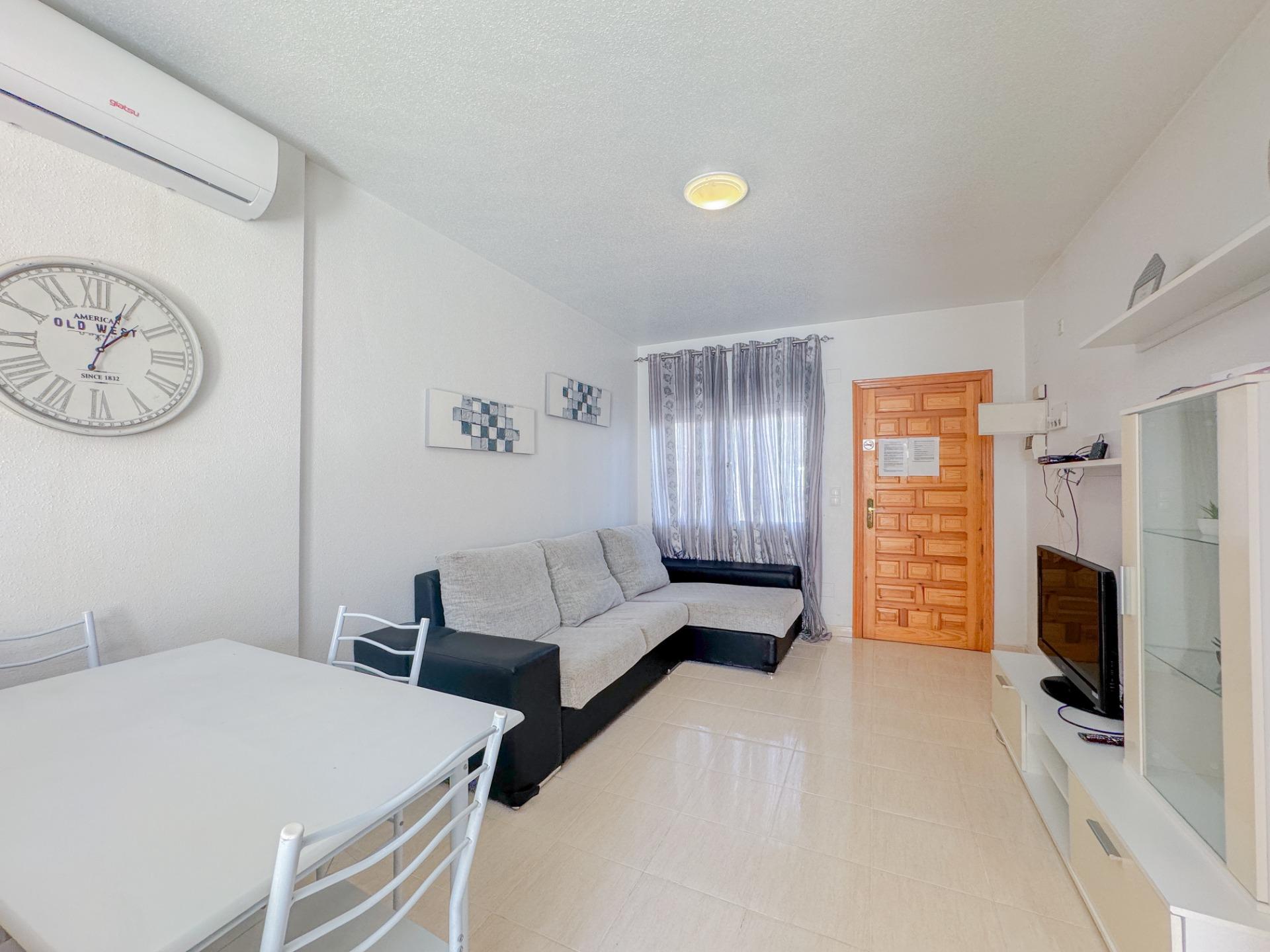 2-Bedroom Ground Floor Apartment in Villamartín-las Filipinas, Orihuela Costa - Image 4