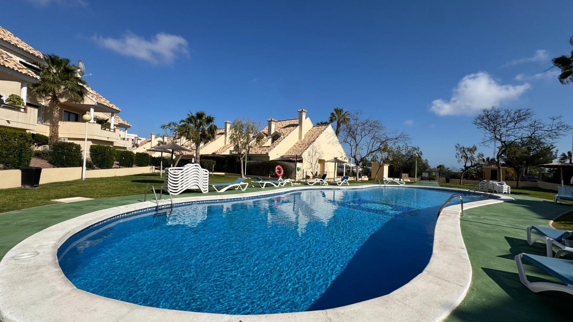 2-Bedroom Apartment in Villamartín-las Filipinas, Orihuela Costa - Image 15