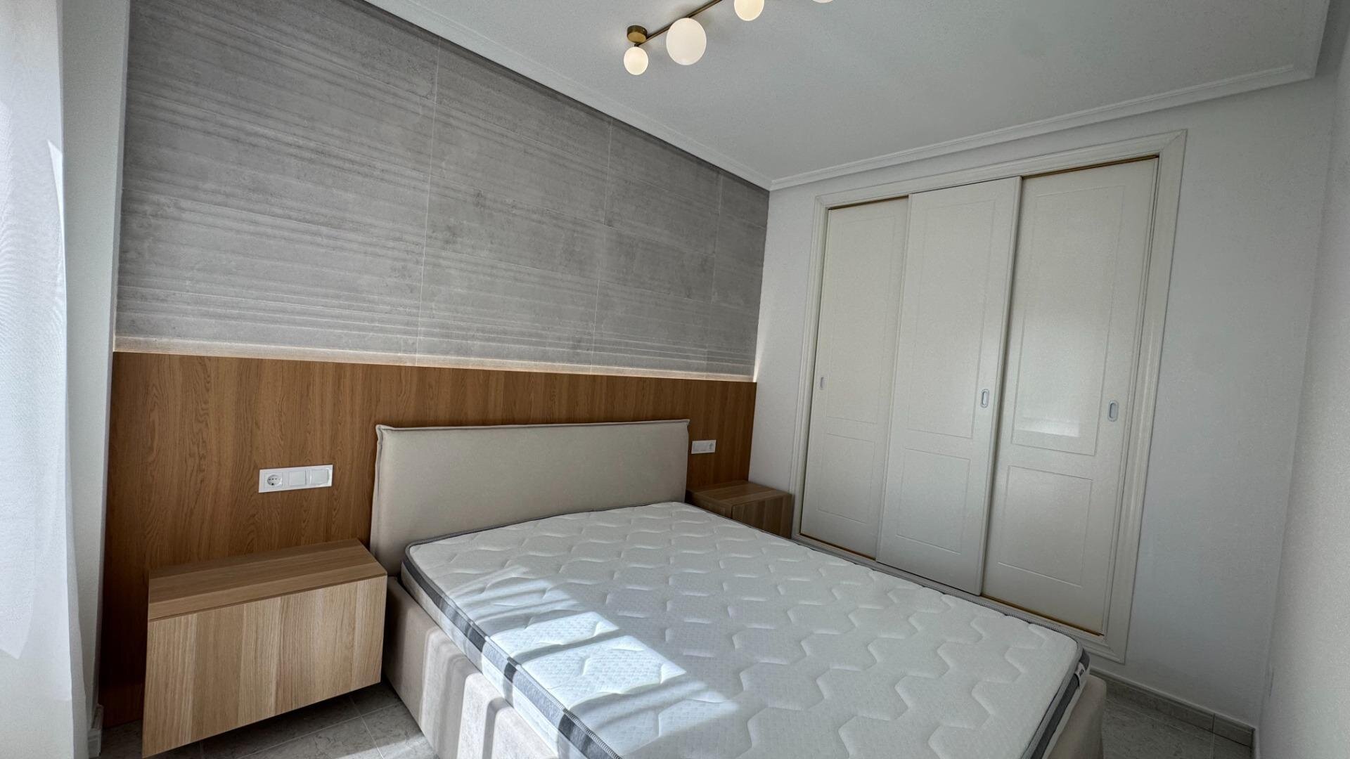 2-Bedroom Apartment in Villamartín-las Filipinas, Orihuela Costa - Image 17