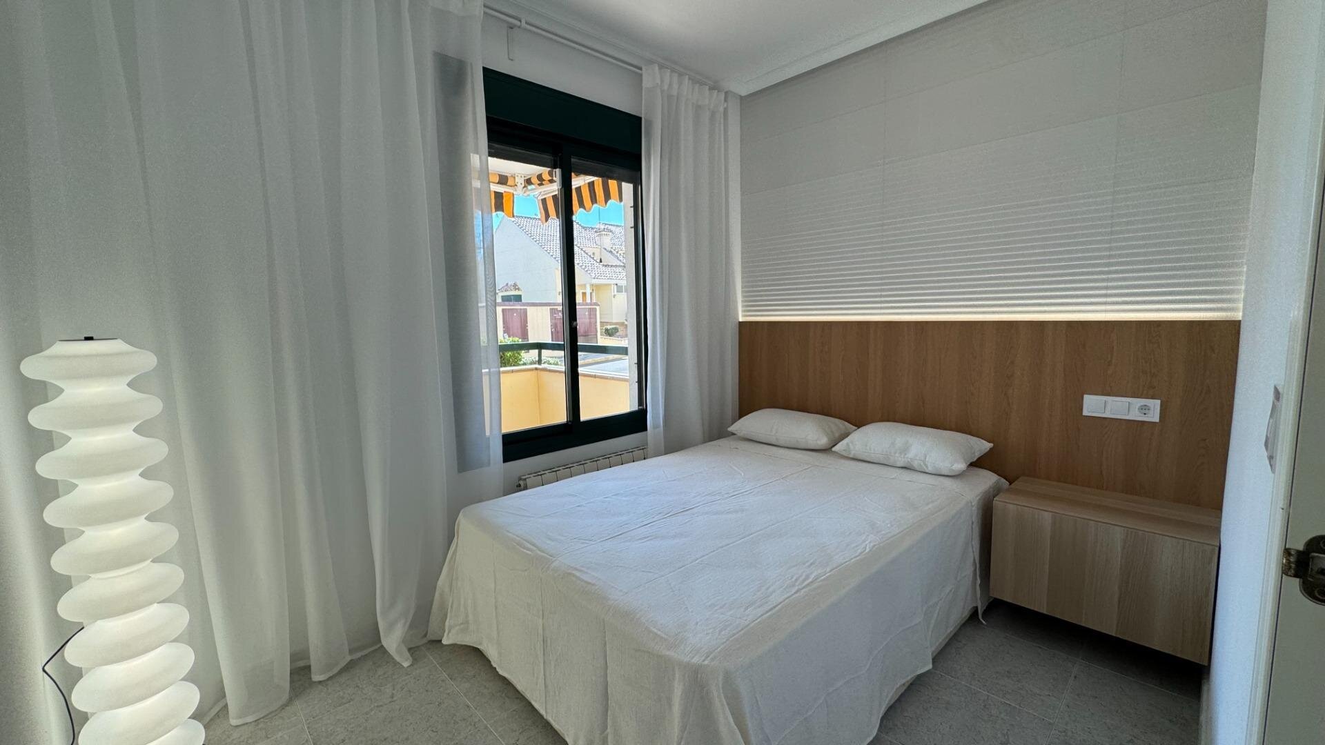 2-Bedroom Apartment in Villamartín-las Filipinas, Orihuela Costa - Image 18