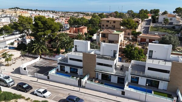 2-Zimmer Villa in Villamartin, Orihuela Costa
