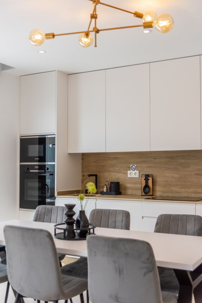 2-Bedroom Apartment in Centro, San Javier - Image 4