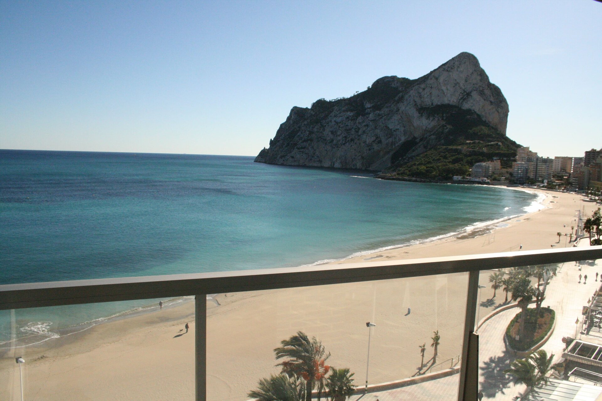 3-Bedroom Penthouse Apartment in Calpe - Image 11