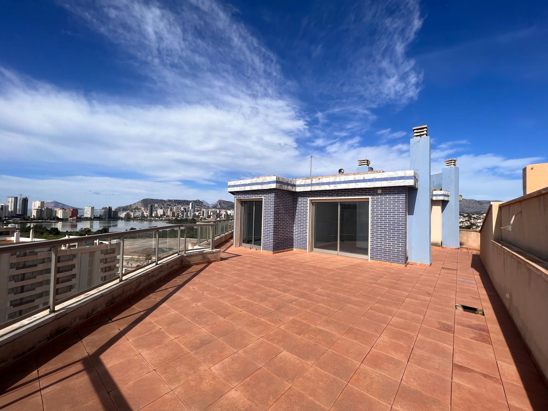 3-Bedroom Penthouse Apartment in Calpe - Image 18