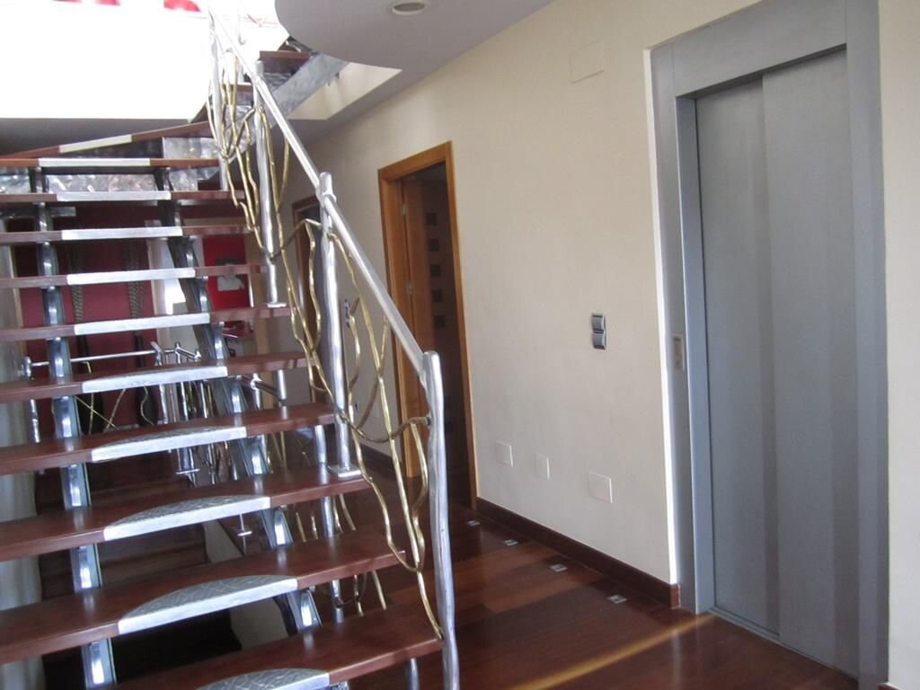 Villa met 5 Slaapkamers in Costa Blanca Sur, Los Montesinos - Image 31