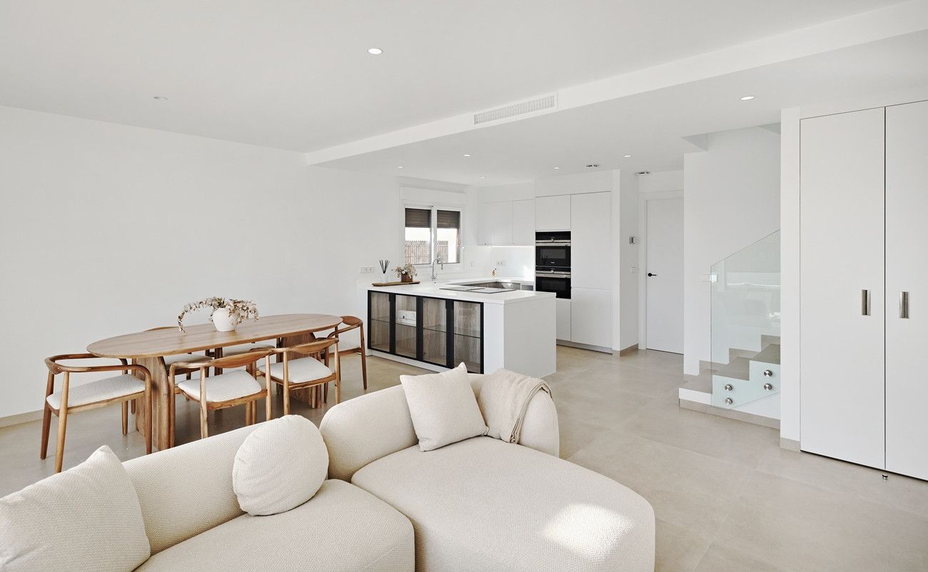 3-Bedroom Villa in Lomas de Cabo Roig, Orihuela Costa - Image 7