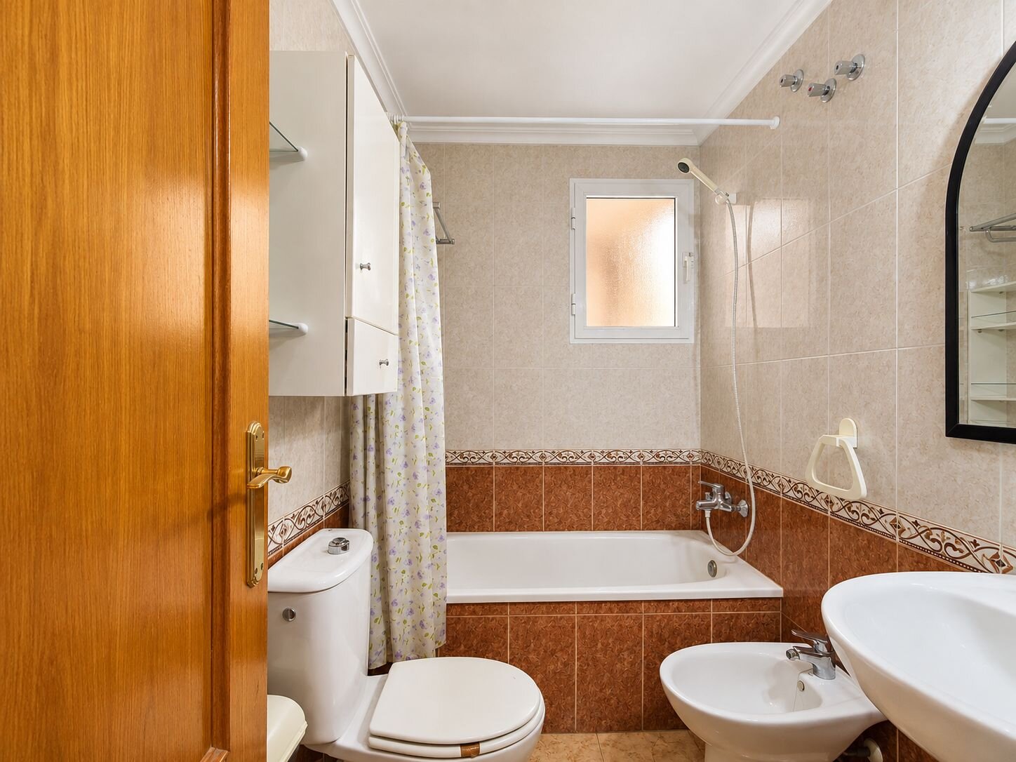 2-Bedroom Apartment in Estacion de Autobuses, Torrevieja - Image 21