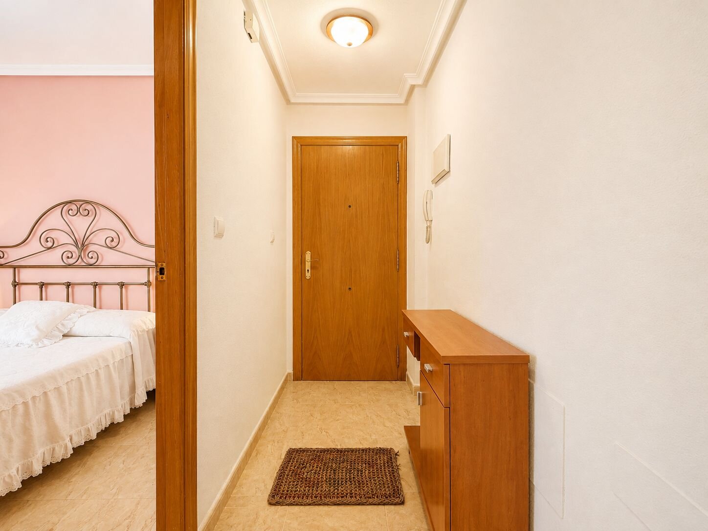 2-Bedroom Apartment in Estacion de Autobuses, Torrevieja - Image 26