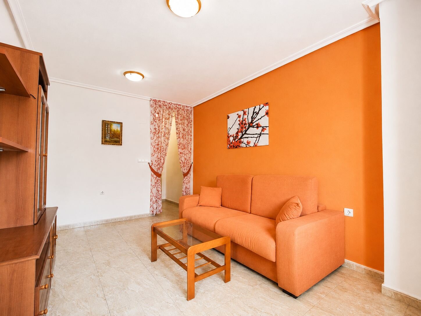 2-Bedroom Apartment in Estacion de Autobuses, Torrevieja - Image 8