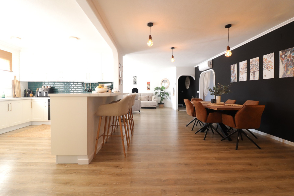 3-Bedroom Detached House in  Rojales | Sunny Casas - Cost... - Image 10