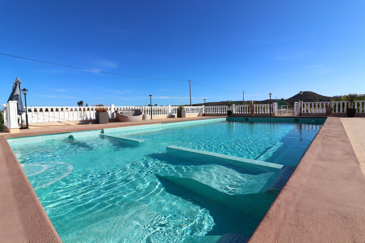 3-Bedroom Detached House in  Rojales | Sunny Casas - Cost... - Image 2