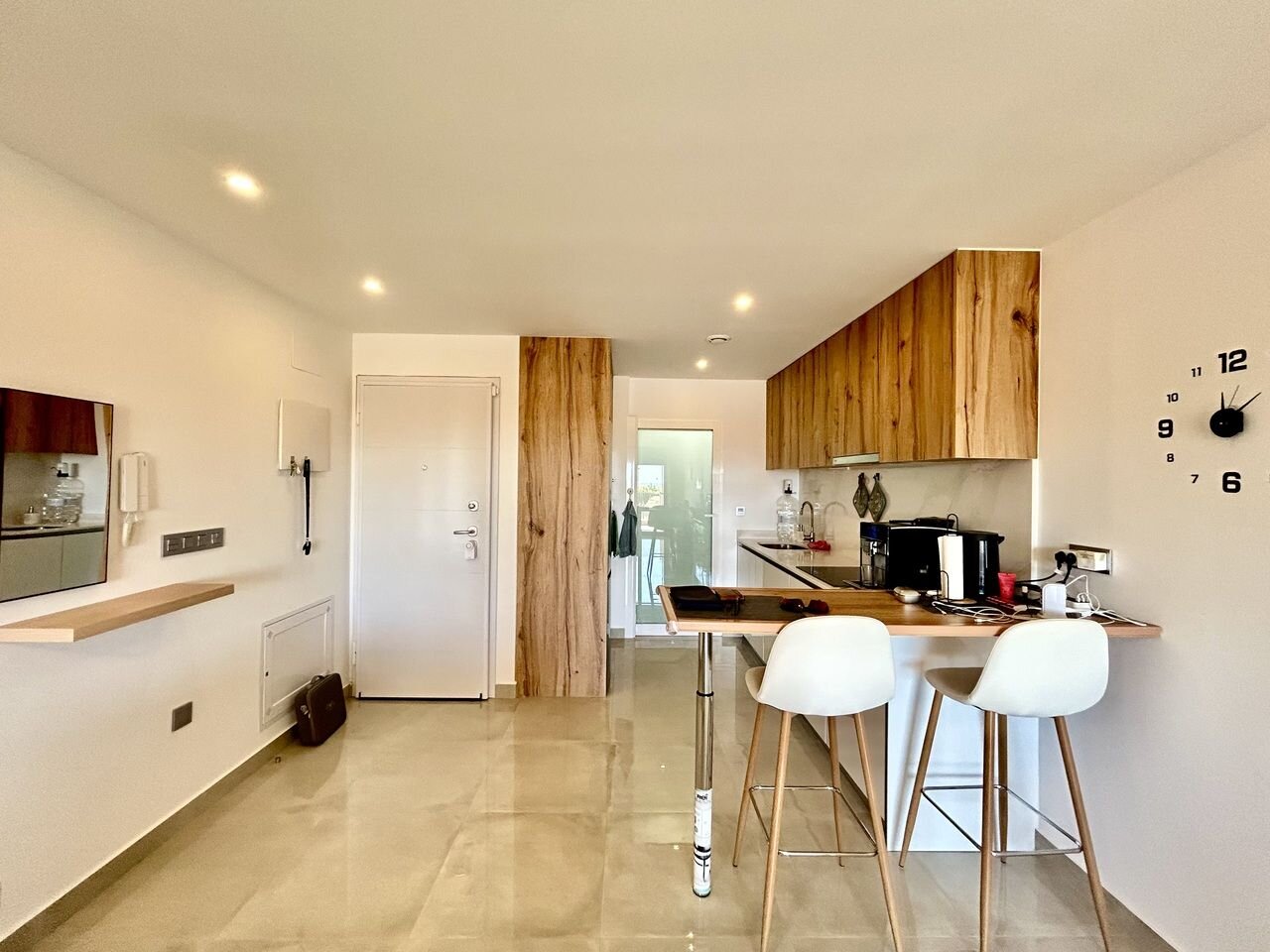 2-Bedroom Apartment in Zona Pueblo, Pilar de la Horadada - Image 13