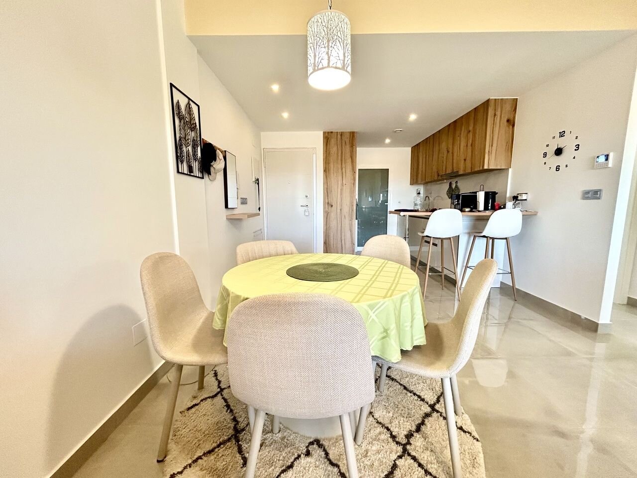2-Bedroom Apartment in Zona Pueblo, Pilar de la Horadada - Image 9