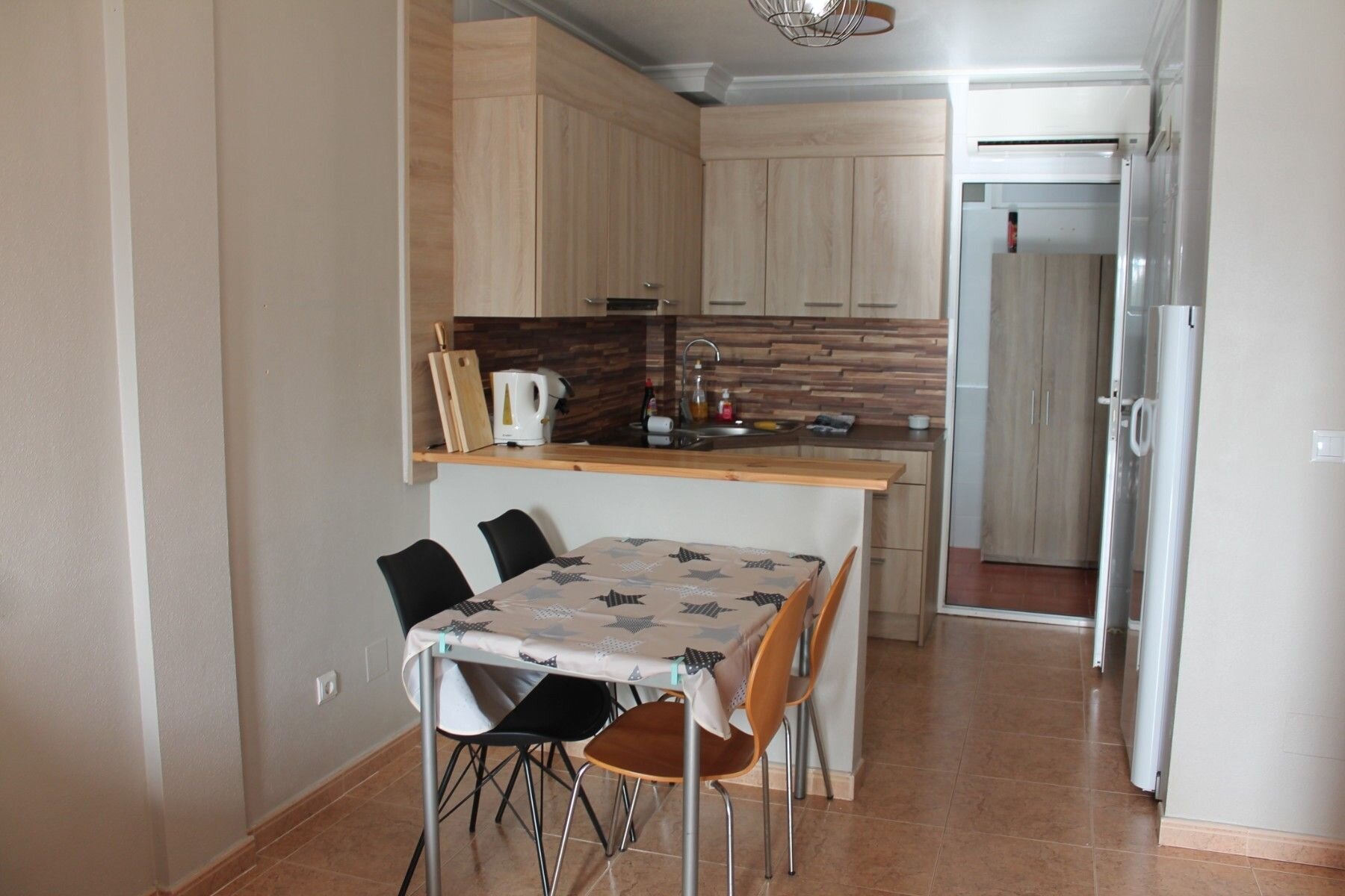 2-Bedroom Apartment in Playa Flamenca, Orihuela Costa - Image 7
