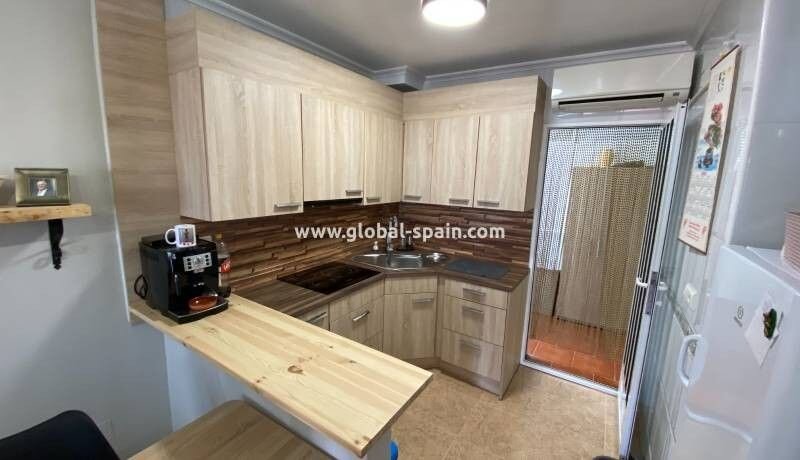 2-Bedroom Apartment in Playa Flamenca, Orihuela Costa - Image 9