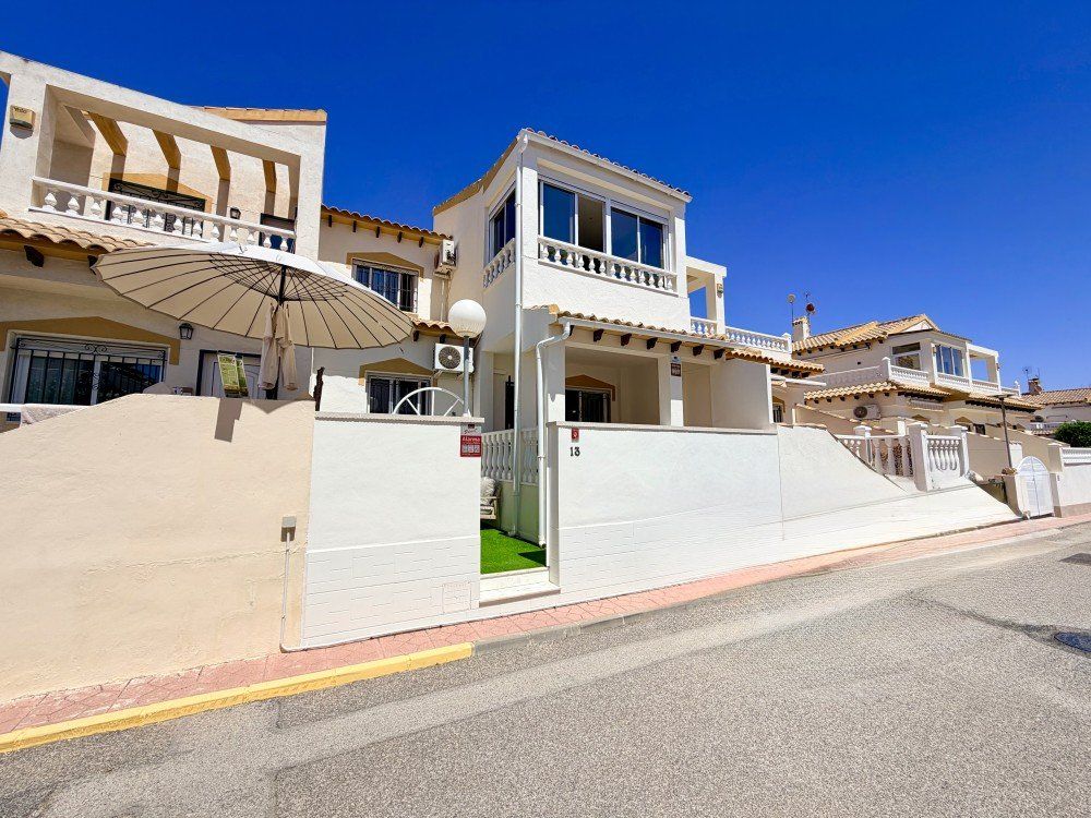 Maison de 3 Chambres à Los Balcones - Los Altos del Edén, Torrevieja - Image 21