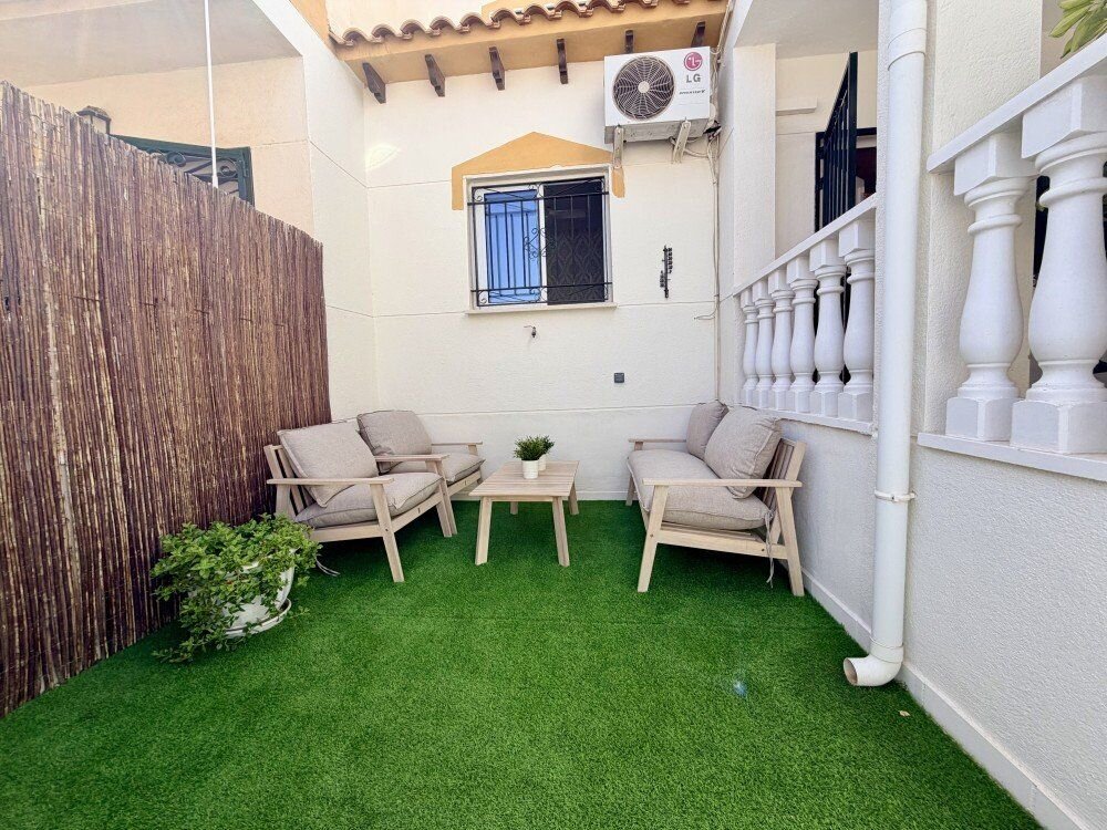 Maison de 3 Chambres à Los Balcones - Los Altos del Edén, Torrevieja - Image 26