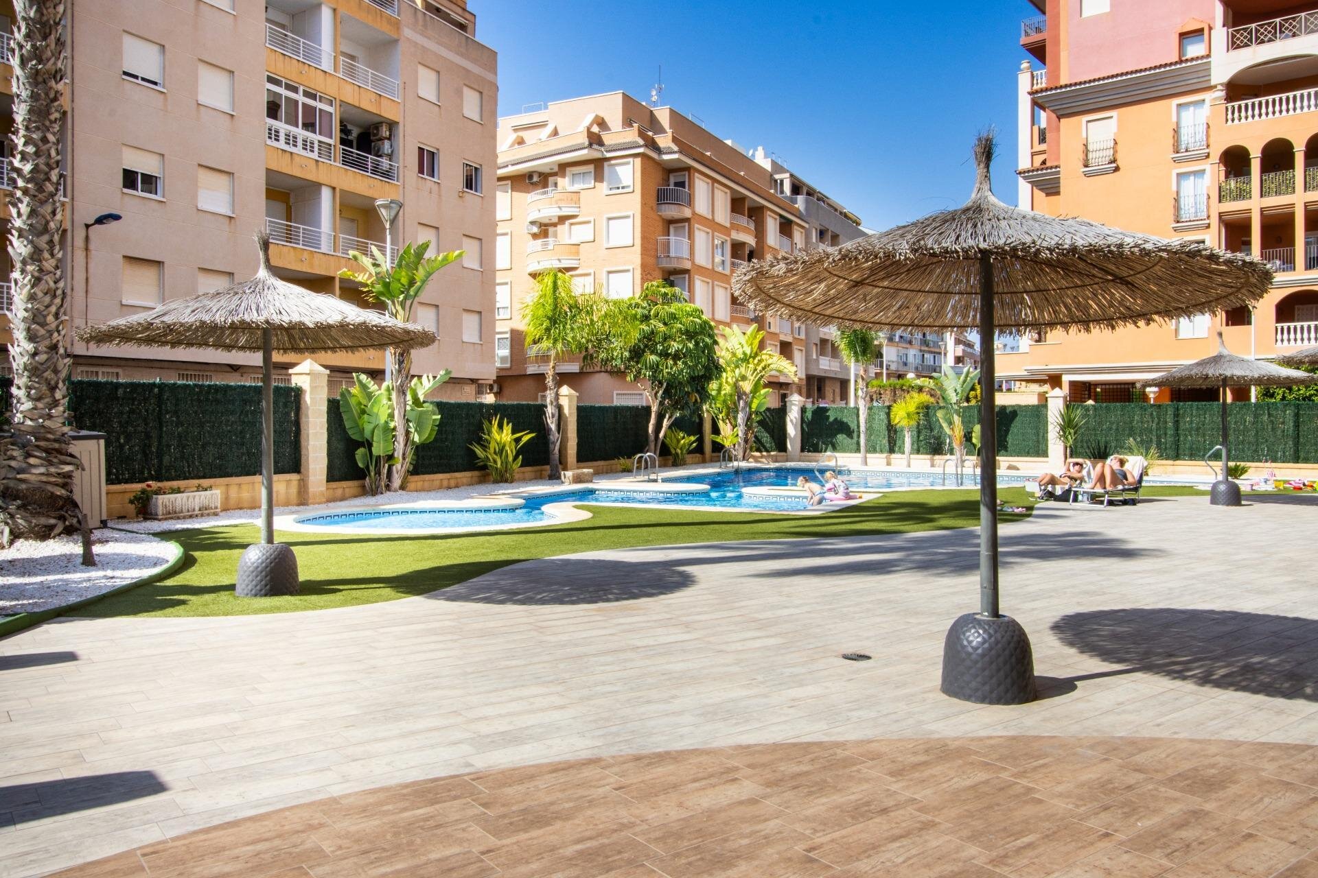 Mieszkanie z 3 Sypialniami w Los Frutales, Torrevieja - Image 4