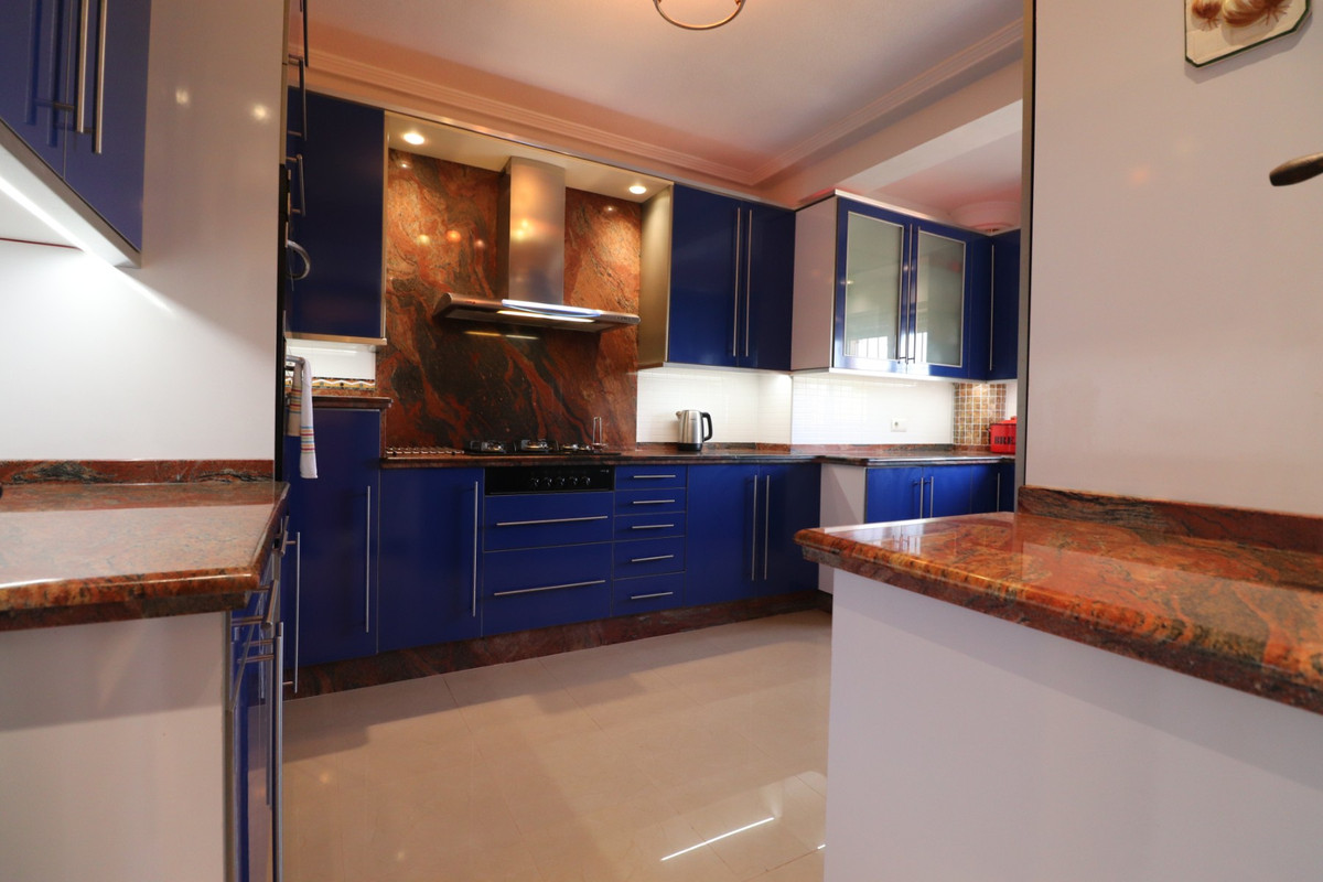 3-Bedroom Detached House in Algorfa | Sunny Casas - Cost... - Image 16