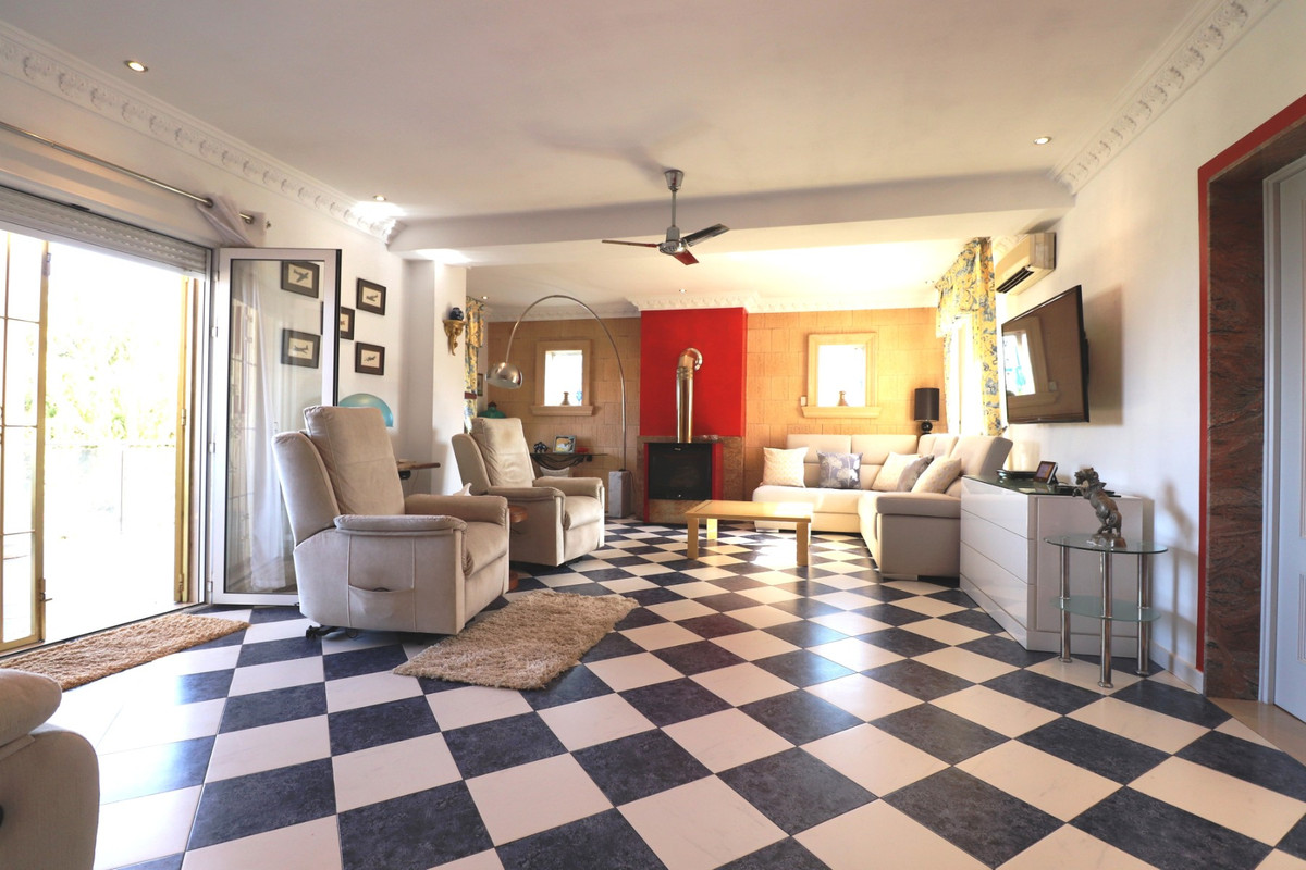 3-Bedroom Detached House in Algorfa | Sunny Casas - Cost... - Image 3