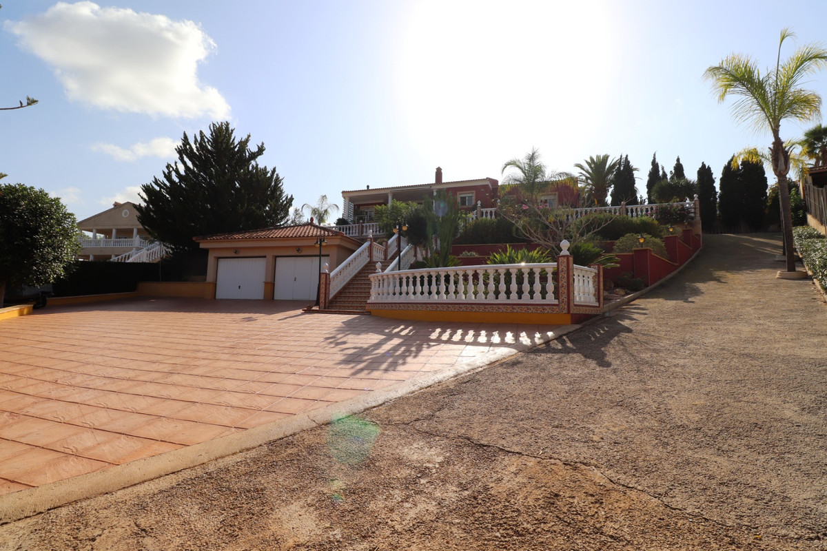 3-Bedroom Detached House in Algorfa | Sunny Casas - Cost... - Image 5