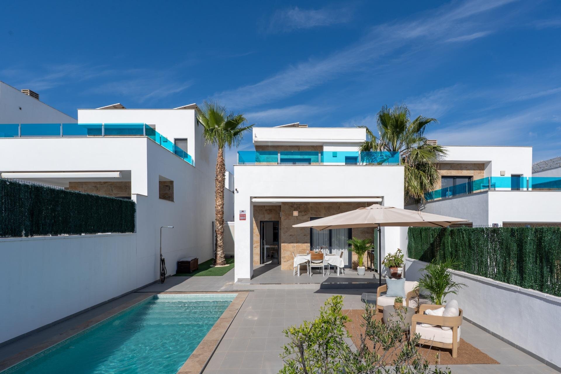 Villa de 3 Dormitorios en Comunidad Valenciana, Bigastro - Image 3